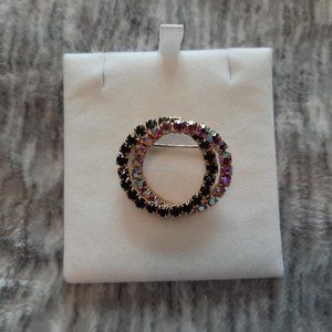Red/black rhinestone double circle brooch